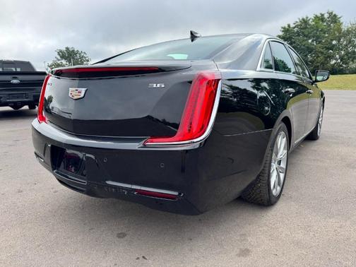 2018 Cadillac XTS Base