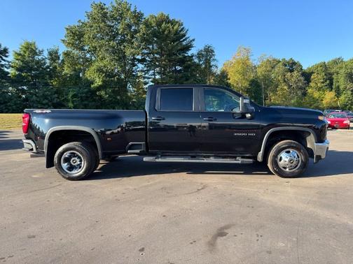 2022 Chevrolet Silverado 3500 LT