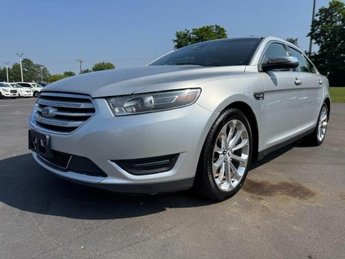 2017 Ford Taurus Limited