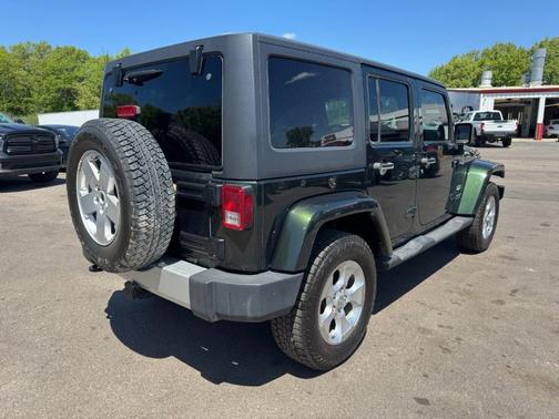 Natural Green Pearlcoat 2011 Jeep Wrangler Unlimited Sahara