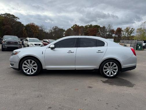 2014 Lincoln MKS Base