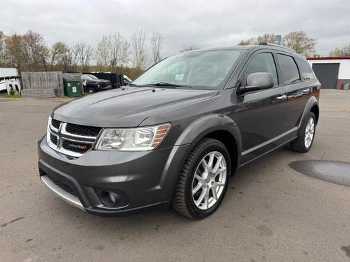 Granite Crystal Metallic 2016 Dodge Journey R/T