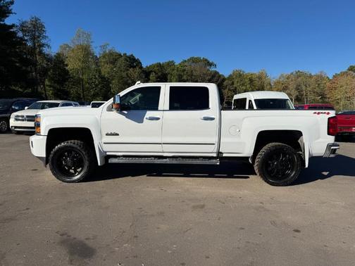 2016 Chevrolet Silverado 2500 High Country
