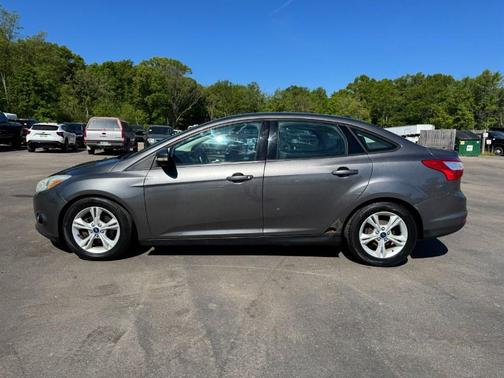 Sterling Gray Metallic 2014 Ford Focus SE