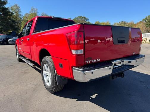 2012 Nissan Titan SV