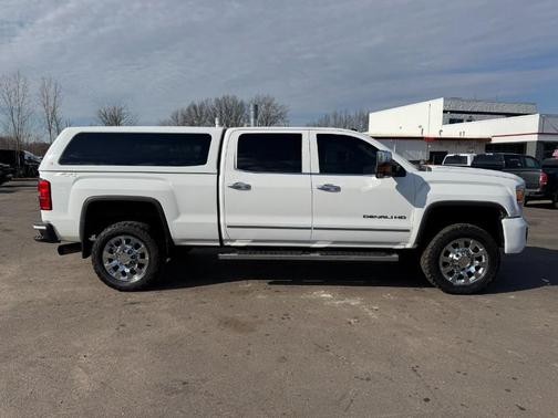 2015 GMC Sierra 2500 Denali