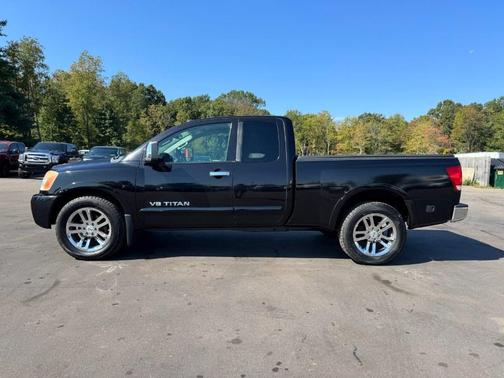 2012 Nissan Titan SL