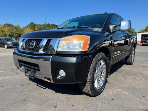 2012 Nissan Titan SL