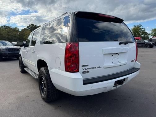 2010 GMC Yukon XL 1500 SLT