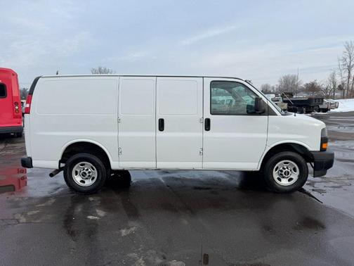 2019 GMC Savana 2500 Work Van