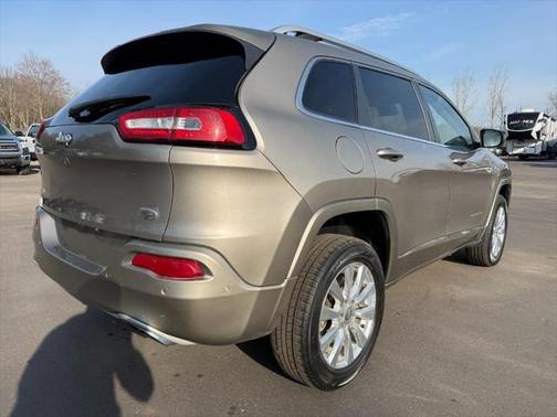 2017 Jeep Cherokee Overland
