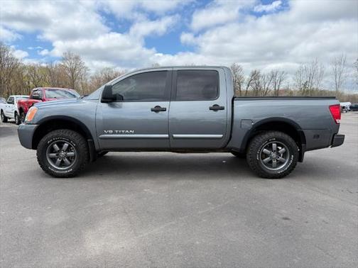 2015 Nissan Titan SL