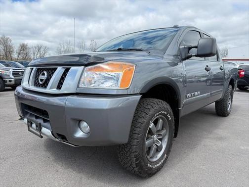 2015 Nissan Titan SL