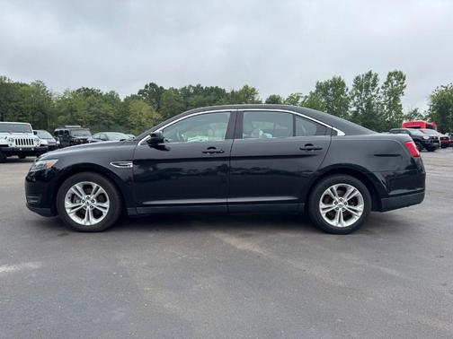 2014 Ford Taurus SEL