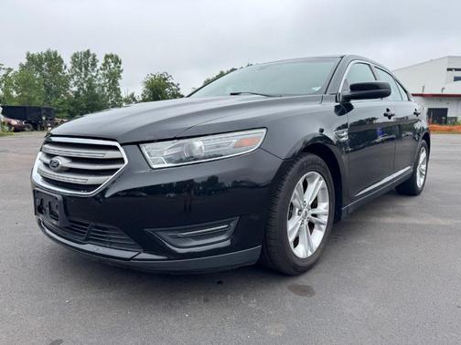 2014 Ford Taurus SEL