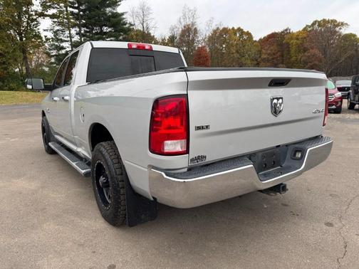2016 RAM 1500 SLT