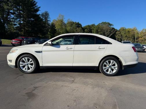 2011 Ford Taurus SEL