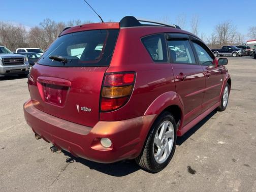 2007 Pontiac Vibe Base