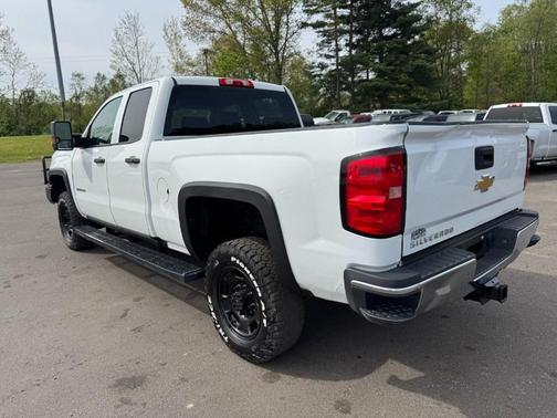 Summit White 2017 Chevrolet Silverado 2500 WT