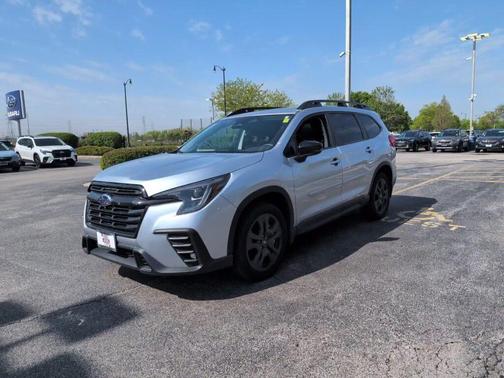 Ice Silver Metallic 2025 Subaru Ascent Onyx Edition Touring 7-Passenger