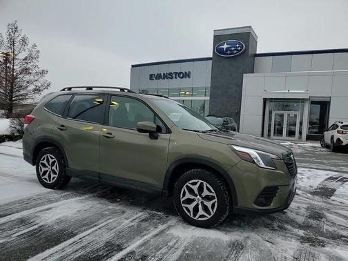 2023 Subaru Forester Premium
