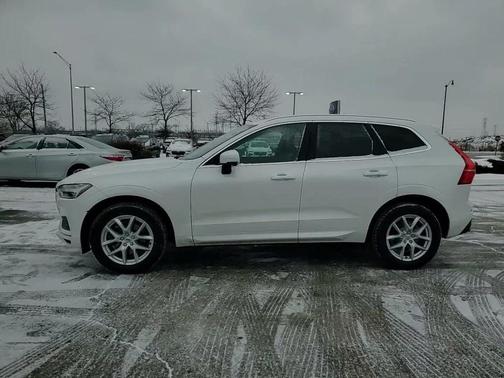 2019 Volvo XC60 T5 Momentum