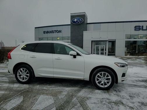 2019 Volvo XC60 T5 Momentum