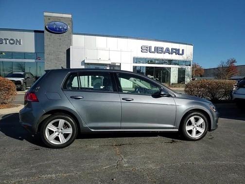 2017 Volkswagen Golf TSI Wolfsburg Edition 4-Door