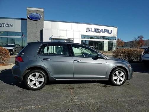 2017 Volkswagen Golf TSI Wolfsburg Edition 4-Door