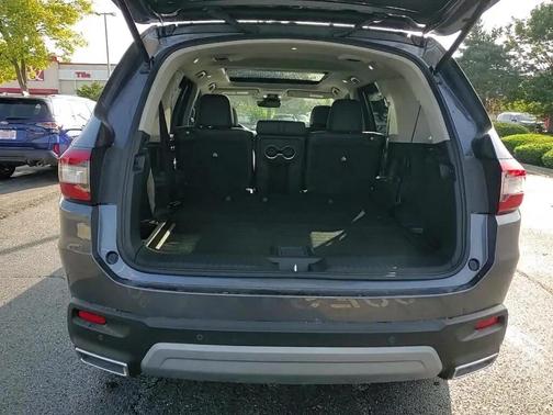 2025 Honda Pilot Touring 8-Passenger