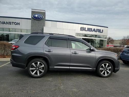 2025 Honda Pilot Touring 8-Passenger