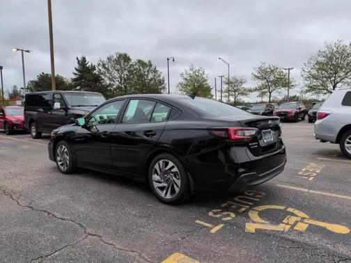 Crystal Black Silica 2025 Subaru Legacy Limited