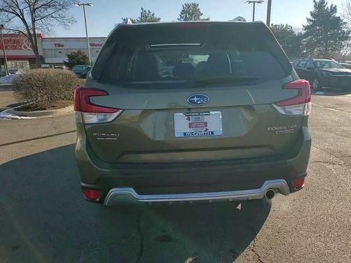 2023 Subaru Forester Touring