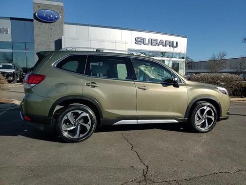 2023 Subaru Forester Touring