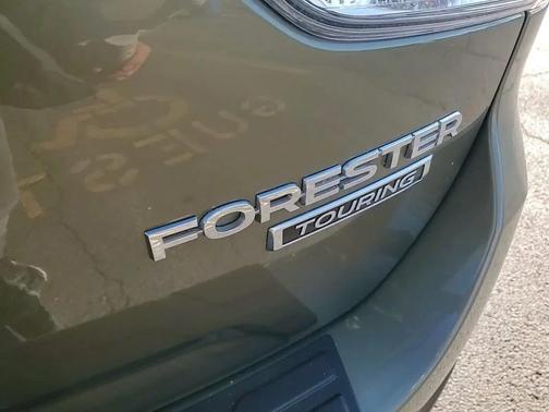 2023 Subaru Forester Touring