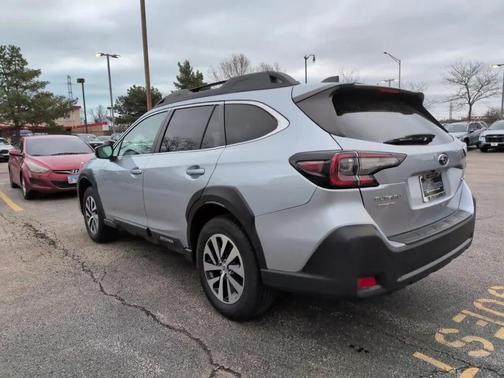 2023 Subaru Outback Premium