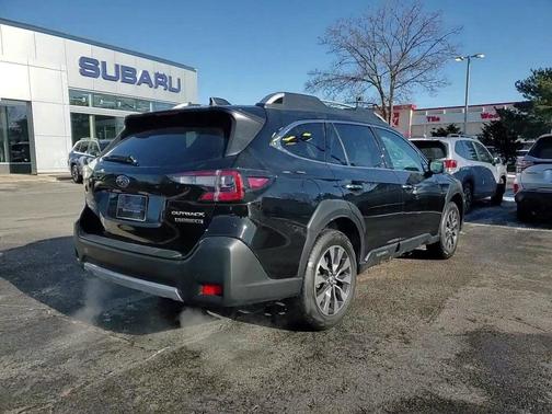 2023 Subaru Outback Touring XT
