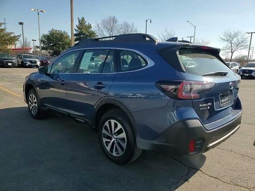 2022 Subaru Outback Base