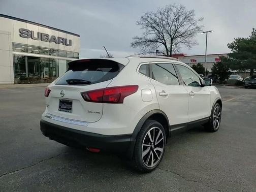 2017 Nissan Rogue Sport SL