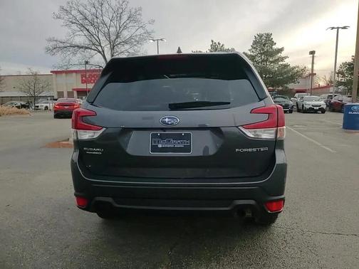 2024 Subaru Forester Premium