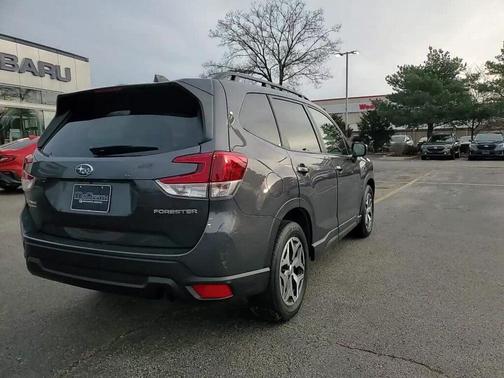 2024 Subaru Forester Premium