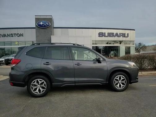 2024 Subaru Forester Premium