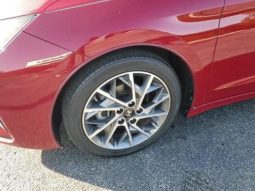 2019 Hyundai ELANTRA Limited