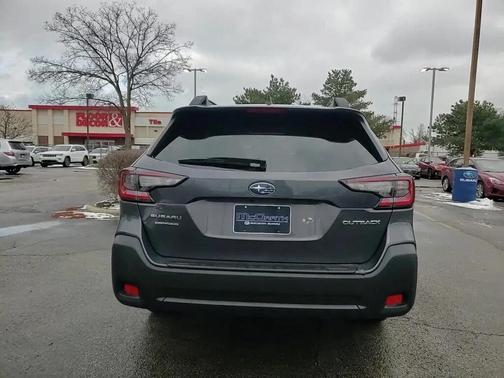 2025 Subaru Outback Premium