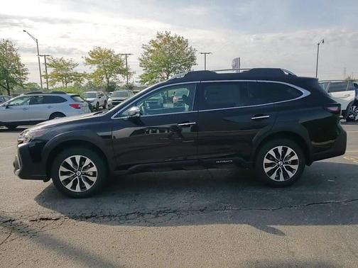 2025 Subaru Outback Touring XT