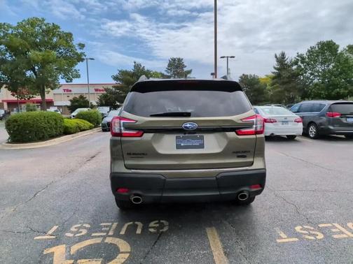 Autumn Green Metallic 2025 Subaru Ascent Onyx Edition 7-Passenger