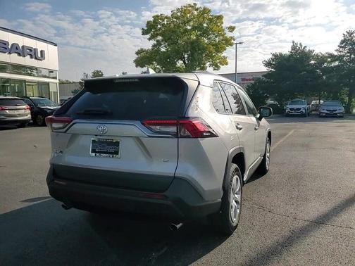 2019 Toyota RAV4 LE