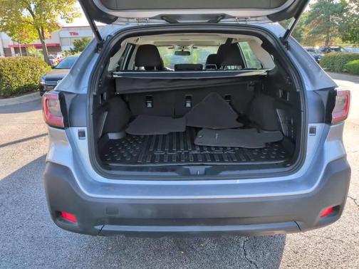 Ice Silver Metallic 2025 Subaru Outback Premium