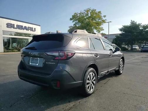 2020 Subaru Outback Base