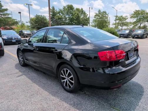 Black 2013 Volkswagen Jetta SE